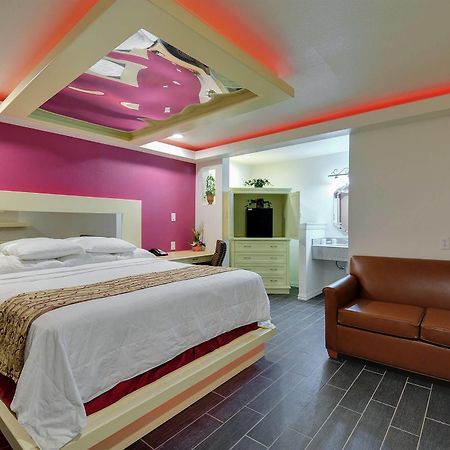 Romantic Inn & Suites Даллас Экстерьер фото